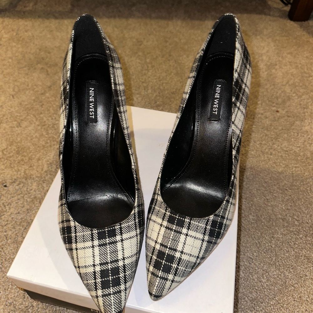 Brand new Nine West heels.